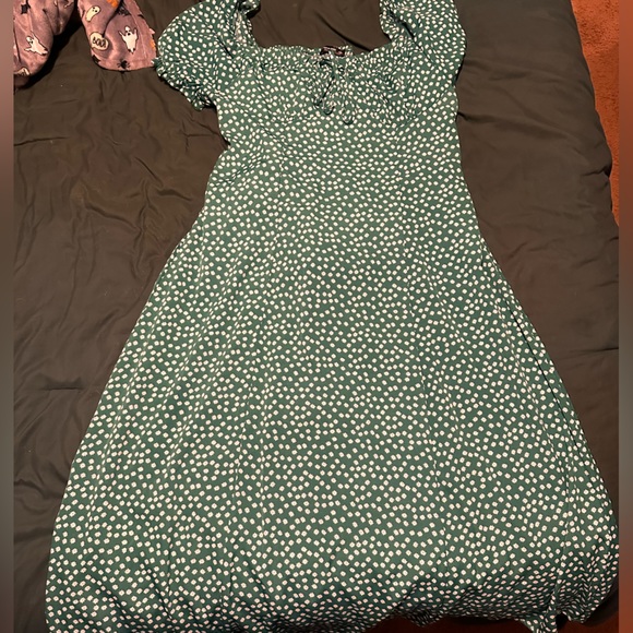 Plus size - Picture 1 of 1